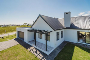 35 Brookside on Kingswood Golf Estate